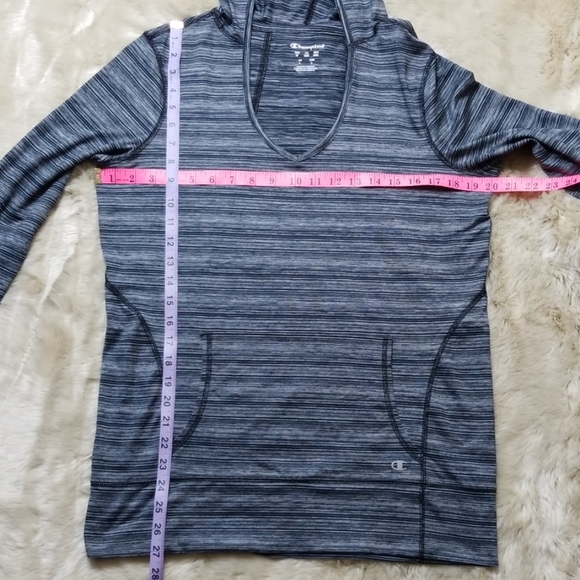 Champion v neck hoodie. - Picture 6 of 8